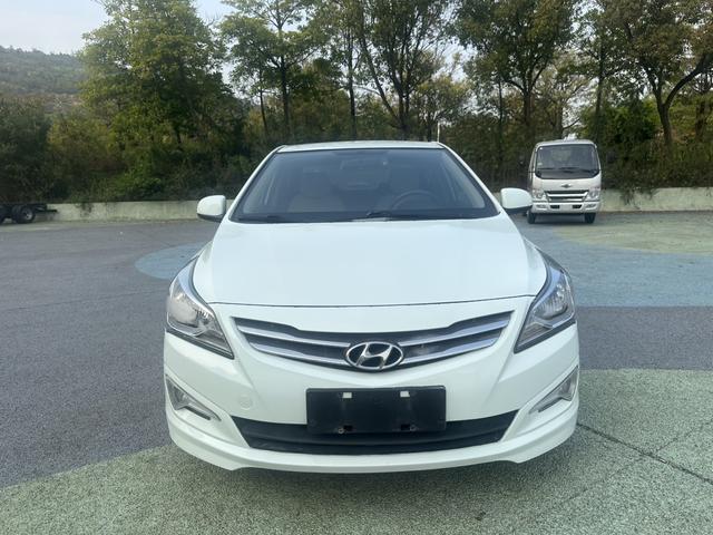 Hyundai Verna 2014 1.4L Automatic Smart GLS – фото 2