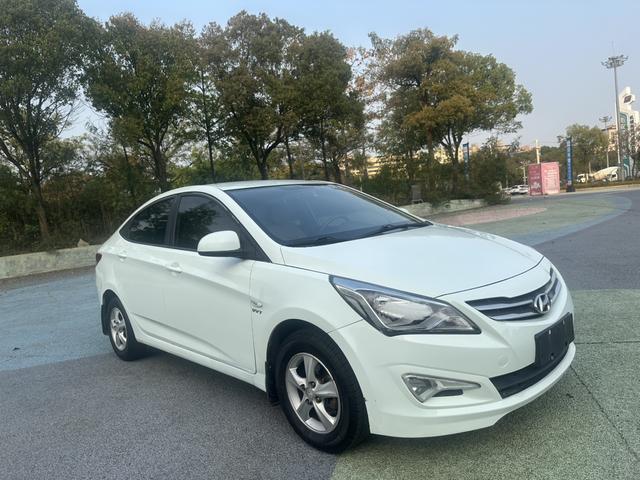 Hyundai Verna 2014 1.4L Automatic Smart GLS – фото 3