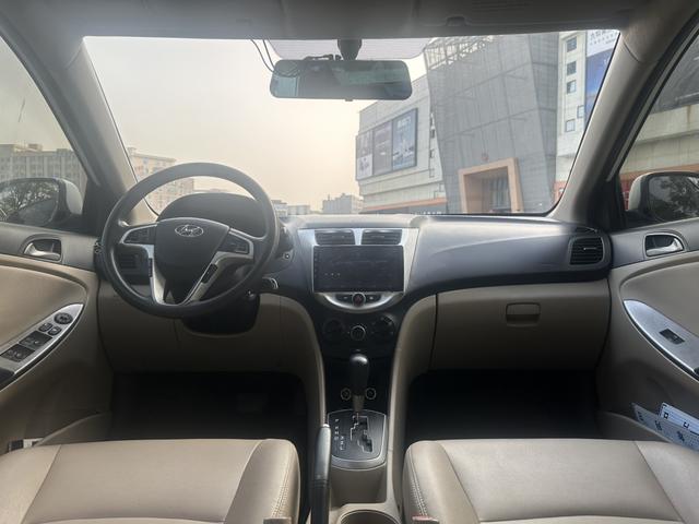 Hyundai Verna 2014 1.4L Automatic Smart GLS – фото 5