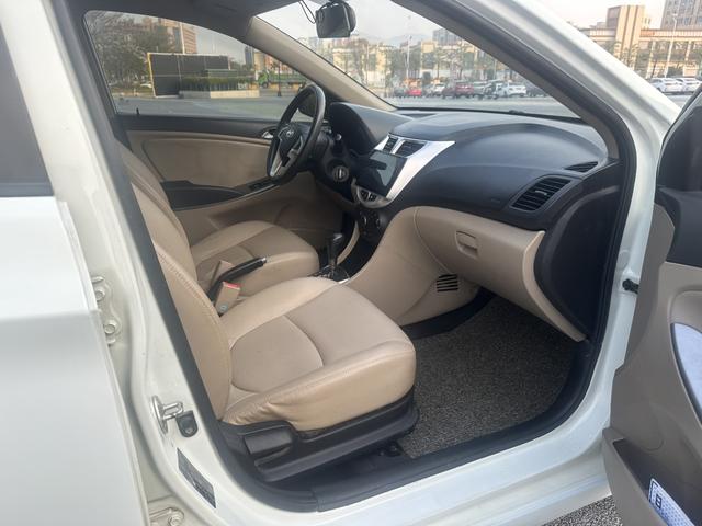 Hyundai Verna 2014 1.4L Automatic Smart GLS – фото 6