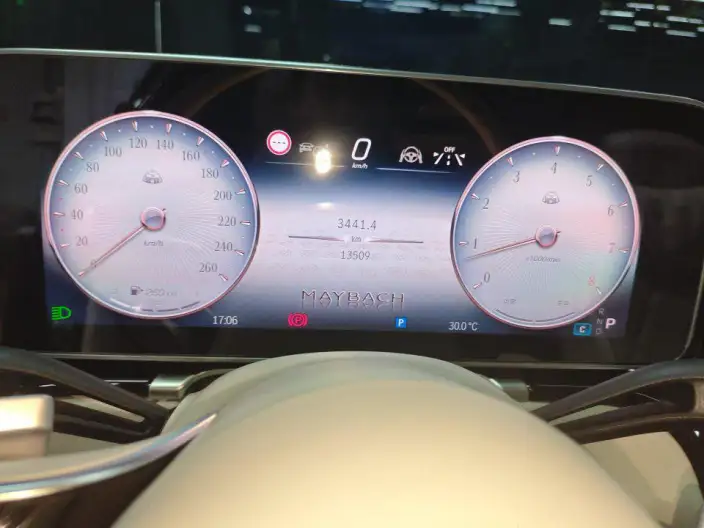Mercedes-Maybach S-Class 2025 Model S 480 4MATIC – фото 9