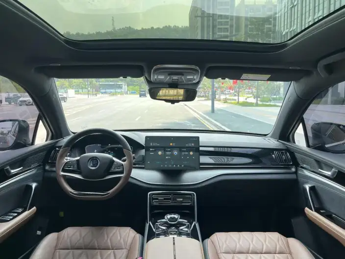 BYD Tang DM 2021 Model DM-i 1.5T 112KM Noble Model – фото 7