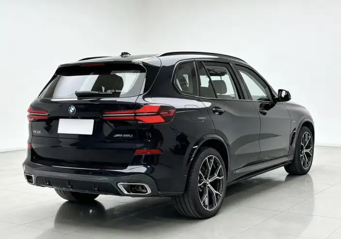 BMW X5 2025 Model xDrive30Li Exclusive Model M Sports Night Set – фото 6