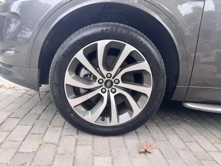 Land Rover Discovery Sport PHEV 2022 Model P300e Performance Technology Edition – фото 7