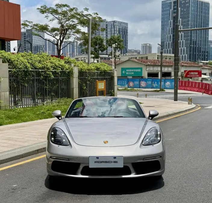 Porsche 718 2018 Model Boxster 2.0T – фото 2