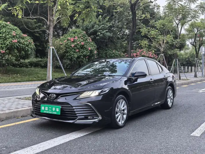 Toyota Camry 2023 Model 2.0G Deluxe Edition – фото 1