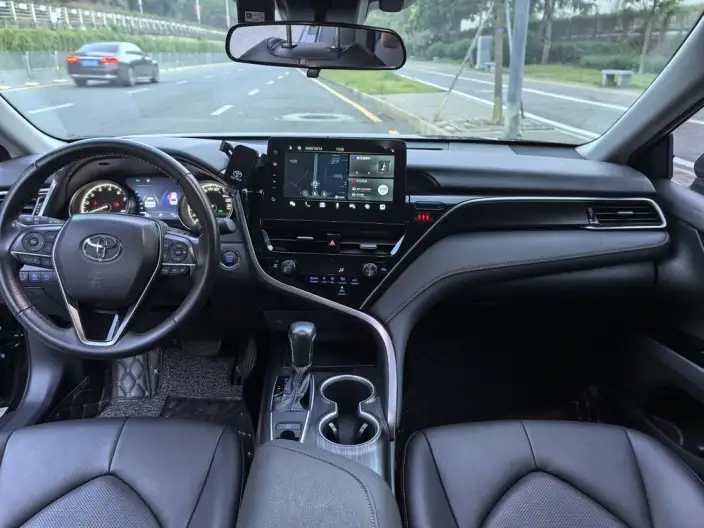 Toyota Camry 2023 Model 2.0G Deluxe Edition – фото 9