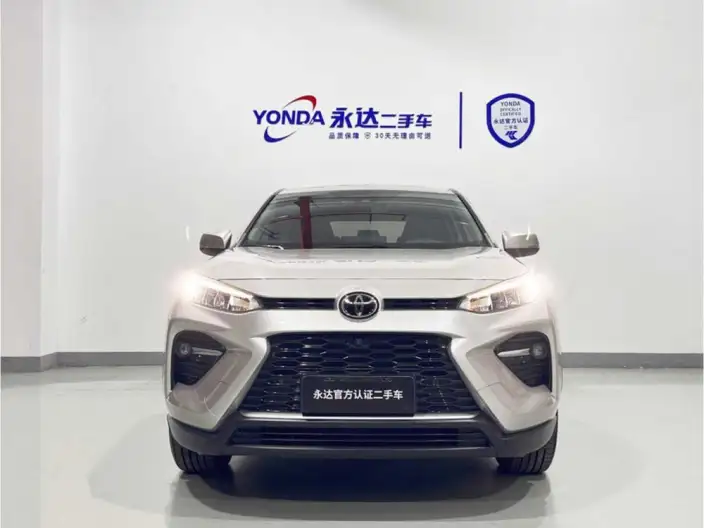Toyota Wildlander 2021 Model 2.0L 2WD Deluxe Edition – фото 2