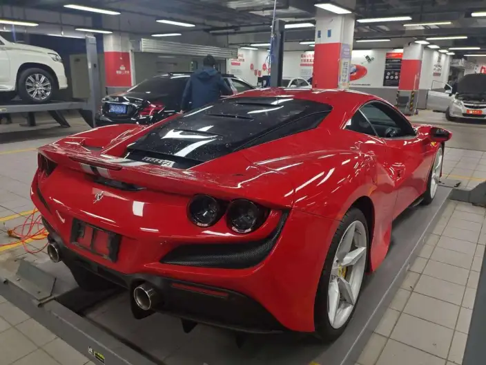 Ferrari F8 2019 Model Tributo 3.9T V8 – фото 4