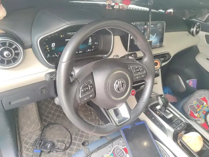 MG HS PHEV 2019 Model eHS 1.5T e-Trophy – фото 7