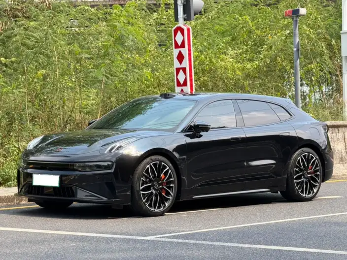 ZEEKR 001 2024 Model YOU Edition 100kWh 4WD