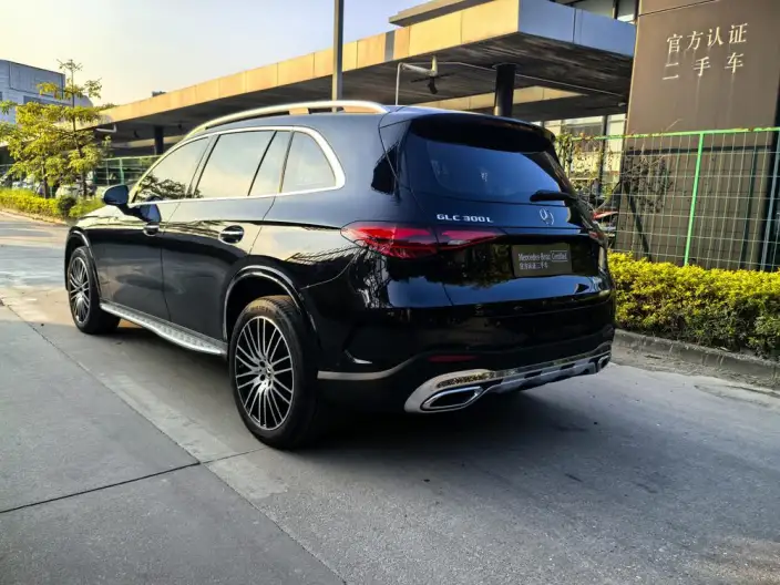 Mercedes-Benz GLC 2024 Model GLC 300 L 4MATIC Luxury Model 5 seat – фото 5
