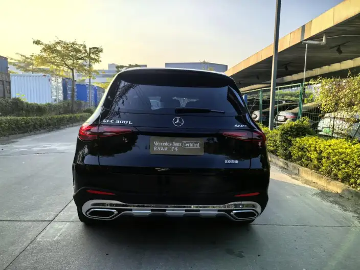 Mercedes-Benz GLC 2024 Model GLC 300 L 4MATIC Luxury Model 5 seat – фото 6