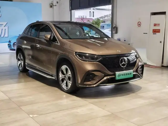 Mercedes-Benz EQE SUV 2023 Model EQE SUV 350 4MATIC Deluxe Edition – фото 3