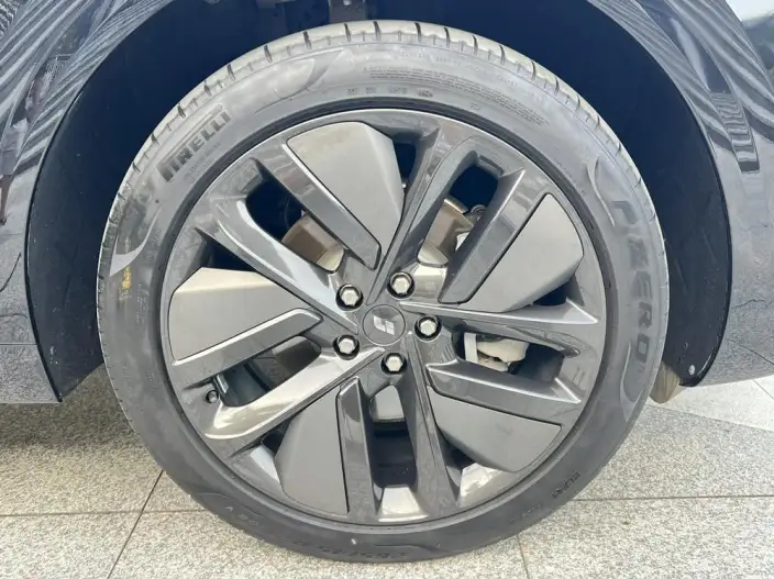 Li Auto L6 2024 Model Pro Edition – фото 9