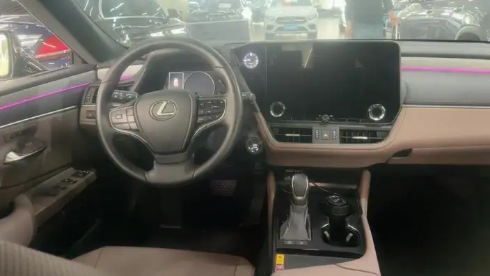 Lexus ES 2025 Model 200 Premium – фото 7