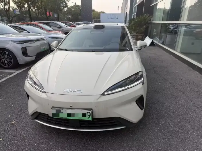 BYD Seal 07DM 2026 Model DM-i 230KM Flagship Model – фото 2