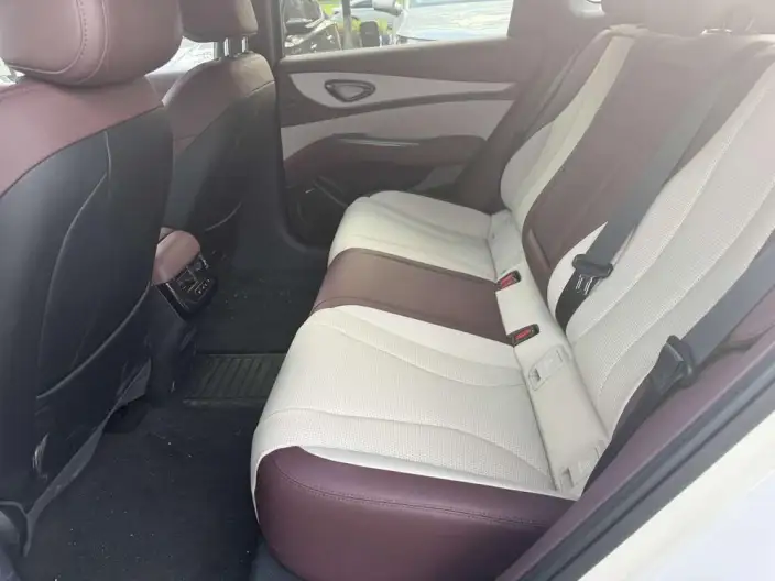 BYD Seal 07DM 2026 Model DM-i 230KM Flagship Model – фото 9