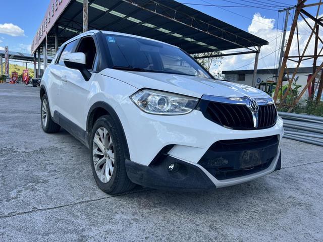 Zhonghua V3 2016 модификация 1.5L автоматическое Intelligent