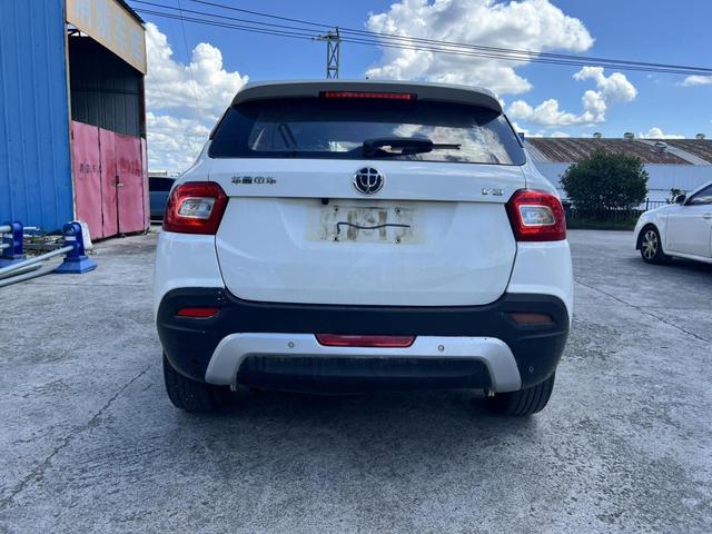 Zhonghua V3 2016 модификация 1.5L автоматическое Intelligent – фото 15