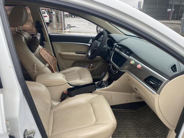 Geely Emgrand 2016 модификация Тройная литиевая батарея кузов 1.5L CVT Luxury – фото 9