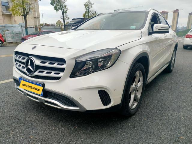 Mercedes-Benz GLA 2017 GLA 200 Style – фото 1