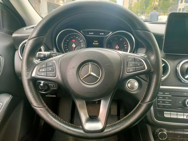 Mercedes-Benz GLA 2017 GLA 200 Style – фото 8