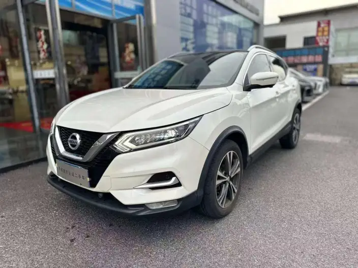 Nissan Qashqai 2022 Model 2.0L XV Prem. Deluxe Edition