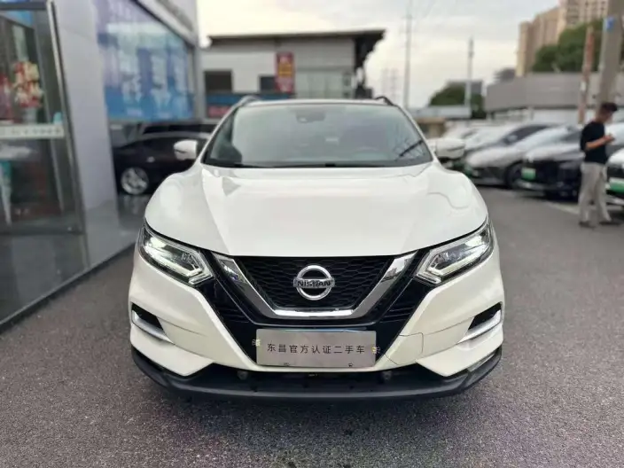 Nissan Qashqai 2022 Model 2.0L XV Prem. Deluxe Edition