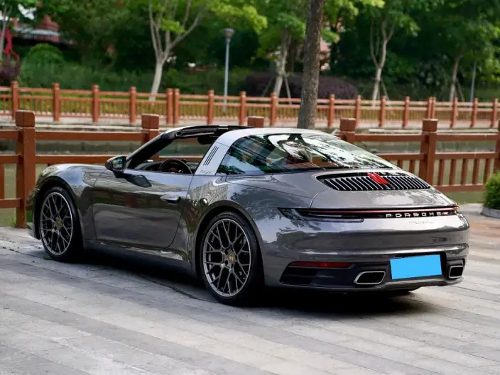 PORSCHE 911 2023 Model Targa 4 3.0T