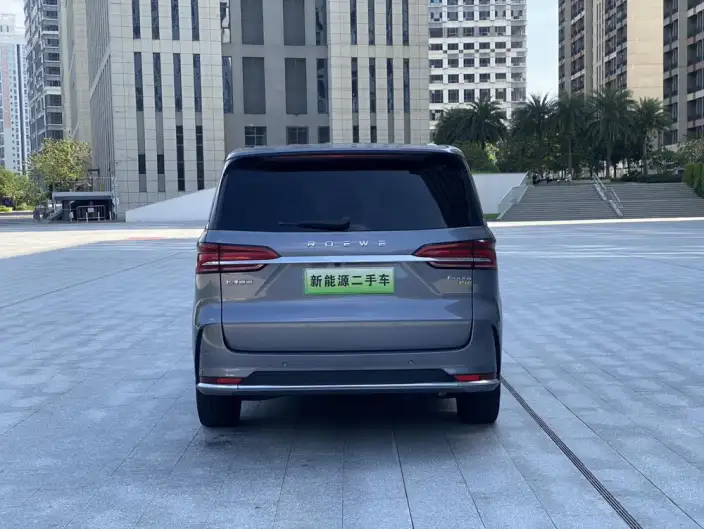 Roewe iMAX8 EV 2022 Model Silver edition – фото 5