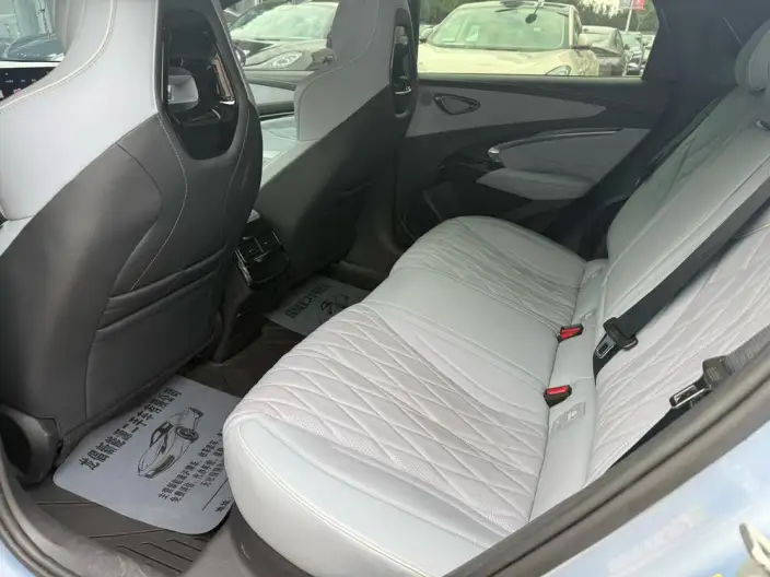 BYD Seal 2022 Model 700KM Long Battery Life Pro Rear Drive Edition – фото 9