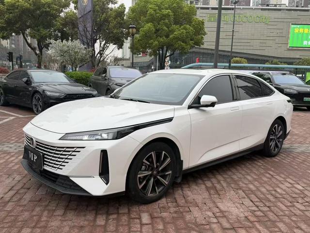 Changan Yida 2023 1.5T GDI Automatic Premium – фото 1