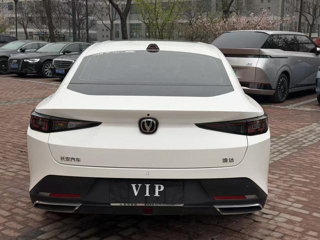 Changan Yida 2023 1.5T GDI Automatic Premium – фото 6