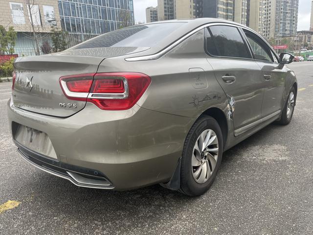 DS 5 LS 2014 модификация 1.8L автоматическое Com f ort Edition VTi140 – фото 19