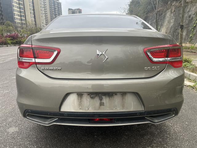 DS 5 LS 2014 модификация 1.8L автоматическое Com f ort Edition VTi140 – фото 20