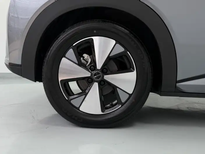 BYD Dolphin 2023 Model Fashion Edition – фото 9