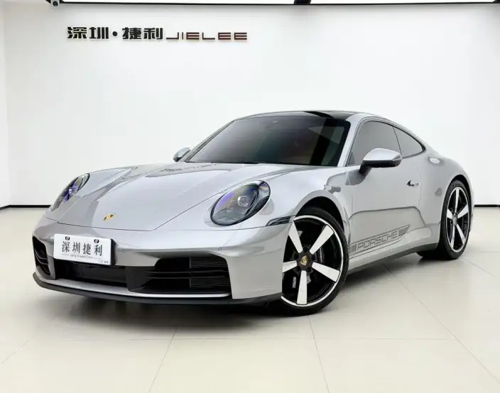 PORSCHE 911 2025 Model Carrera 3.0T