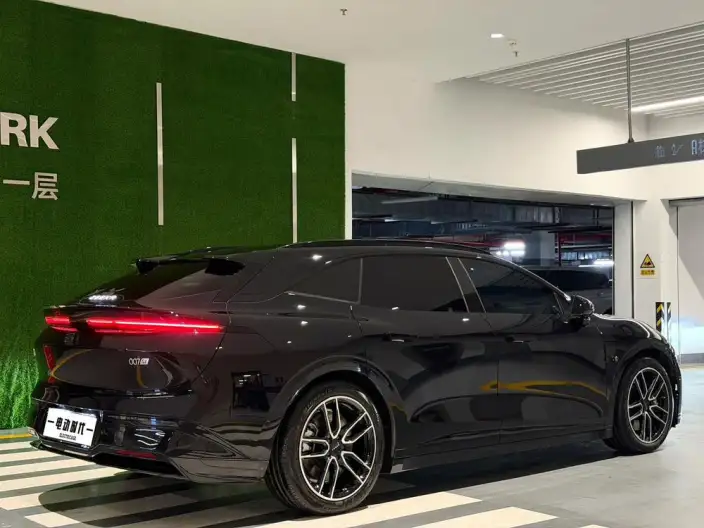 ZEEKR 007GT 2026 Model Rear Drive Max Edition 75kWh – фото 6
