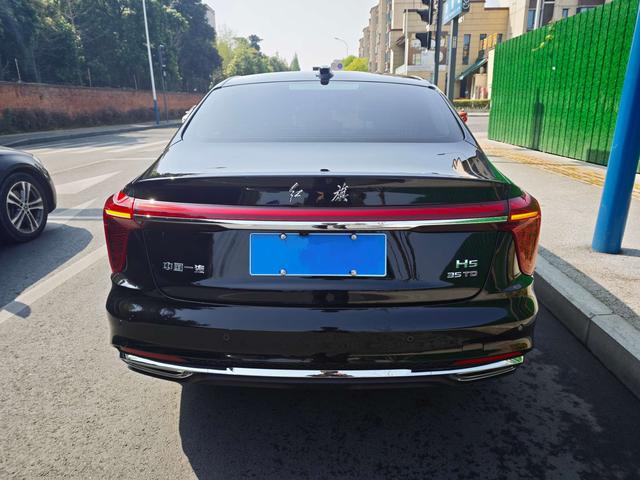 Hongqi H5 2025 1.5T DCT Flag Charm – фото 11