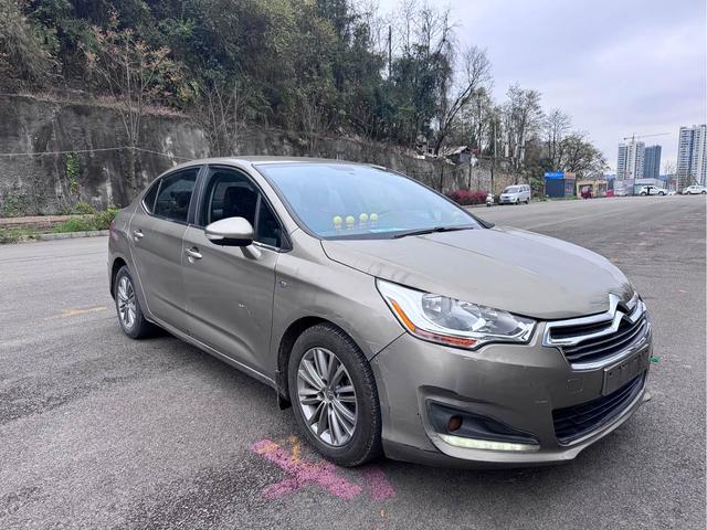 Citroën C4L 2014 1.8L Smart Drive Automatic Enjoy – фото 3