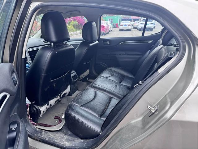 Citroën C4L 2014 1.8L Smart Drive Automatic Enjoy – фото 7