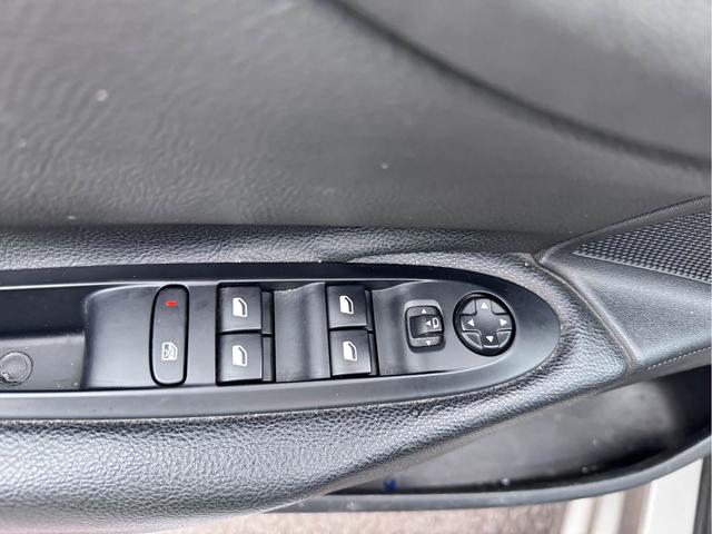 Citroën C4L 2014 1.8L Smart Drive Automatic Enjoy – фото 9