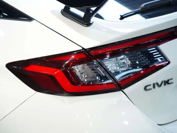 Honda Civic Imported 2023 Model 420TURBO TYPE R – фото 8