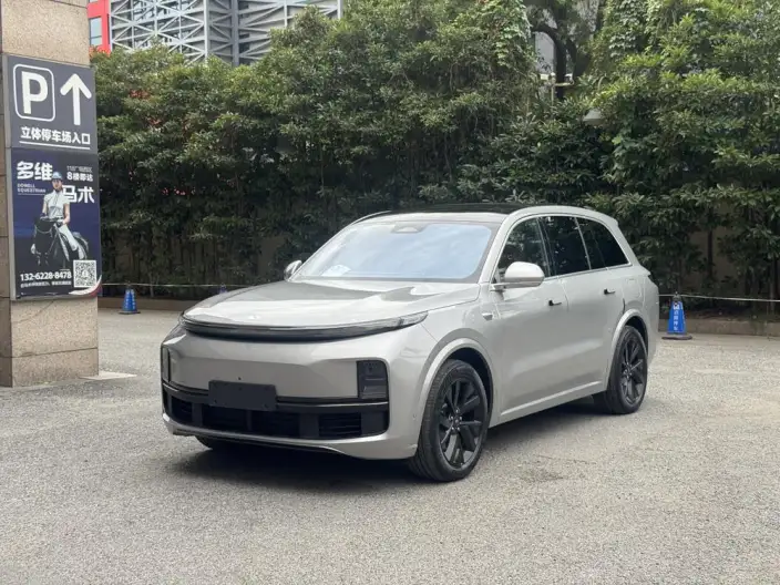 Li Auto L8 2023 Model Pro Edition