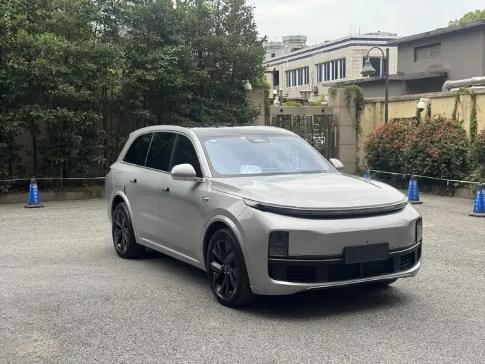 Li Auto L8 2023 Model Pro Edition