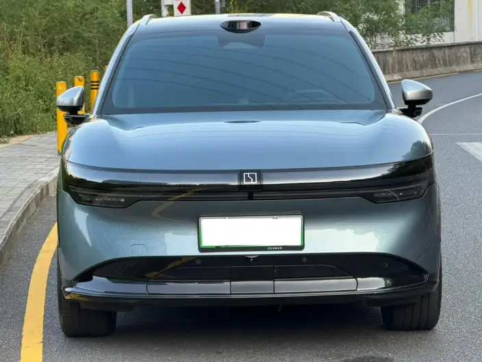 ZEEKR 7X 2025 Model 75kWh Rear Drive Smart Driving Edition
