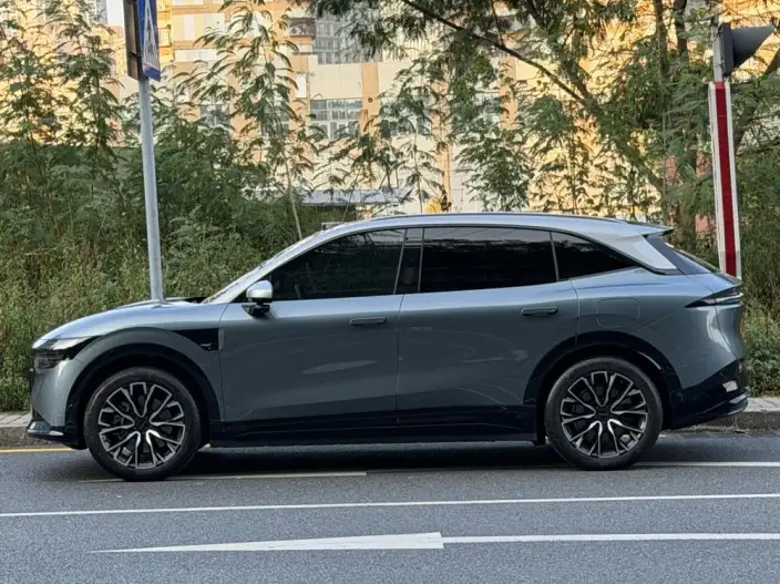 ZEEKR 7X 2025 Model 75kWh Rear Drive Smart Driving Edition