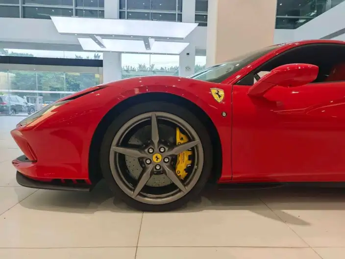 Ferrari F8 2019 Model Tributo 3.9T V8 – фото 8