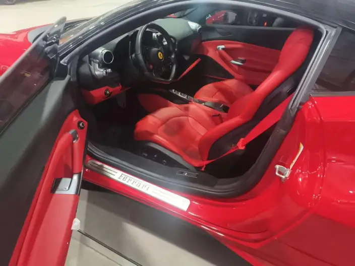 Ferrari F8 2019 Model Tributo 3.9T V8 – фото 10